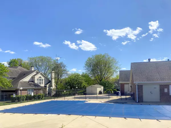 Warrenville, IL 60555,30W015 Juniper CT #30W015