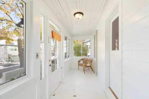 Lake Forest, IL 60045,331 Granby RD