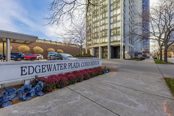 Chicago, IL 60640,5455 N Sheridan RD #3906