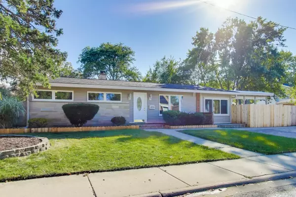 Northbrook, IL 60062,828 Dell RD