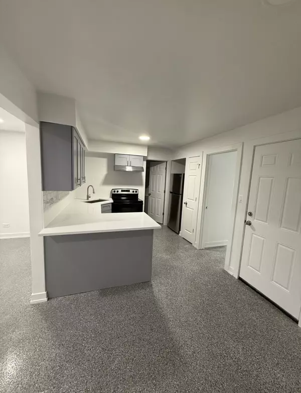 Cicero, IL 60804,6005 W 35th ST #2