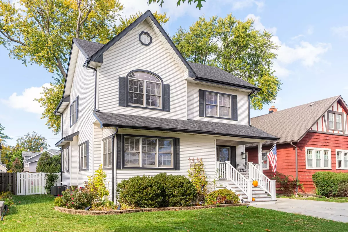 Lombard, IL 60148,190 S Grace ST