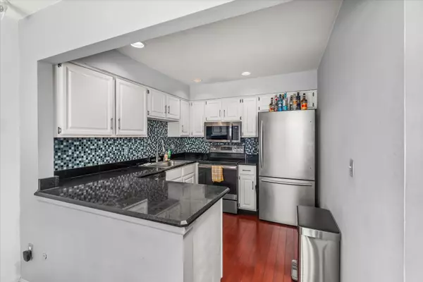 Geneva, IL 60134,111 Aberdeen CT