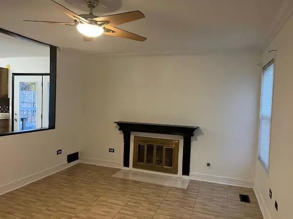 Aurora, IL 60506,1815 Brighton CIR