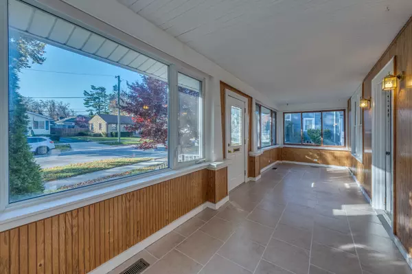 Elgin, IL 60123,826 Kate ST