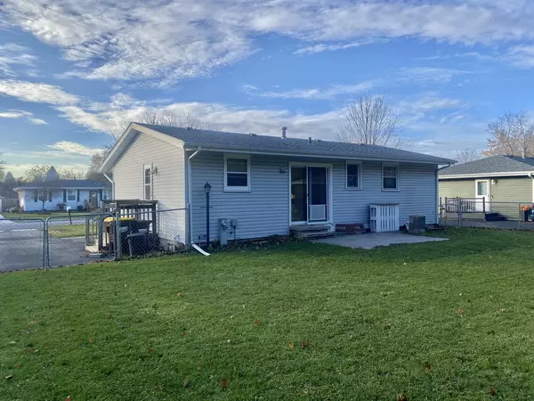 Woodstock, IL 60098,1944 Julie ST