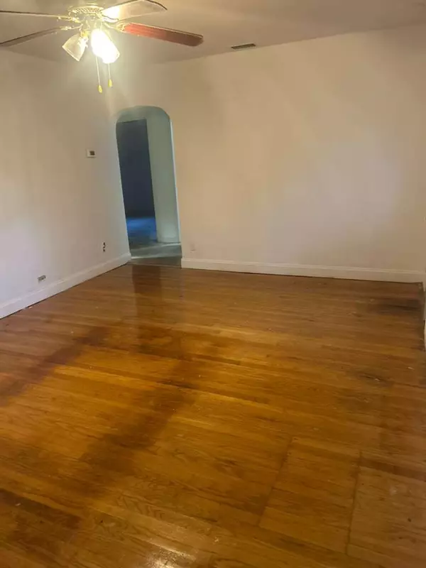 Lansing, IL 60438,18019 Lorenz AVE