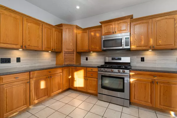 Bourbonnais, IL 60914,3218 WOODHAVEN DR