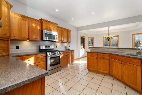 Bourbonnais, IL 60914,3218 WOODHAVEN DR