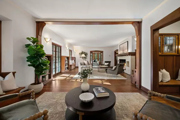 Highland Park, IL 60035,215 Prospect AVE