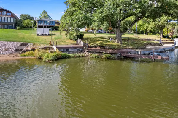 Lake Holiday, IL 60552,22 HOLIDAY DR