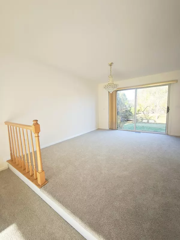 Glenview, IL 60025,3820 Kiess DR