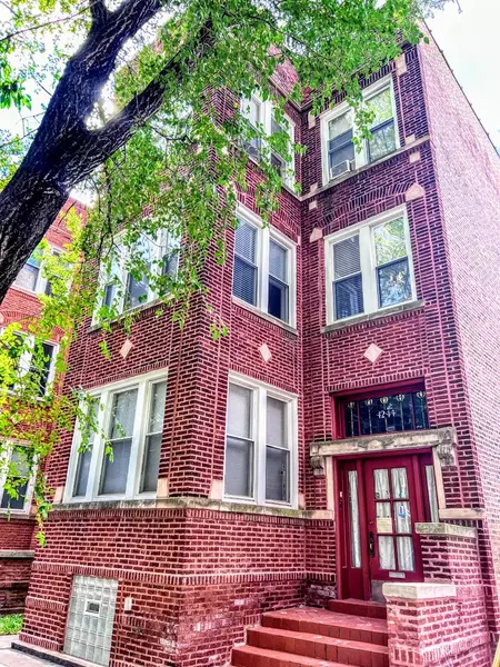 4244 N Spaulding AVE #3, Chicago, IL 60618
