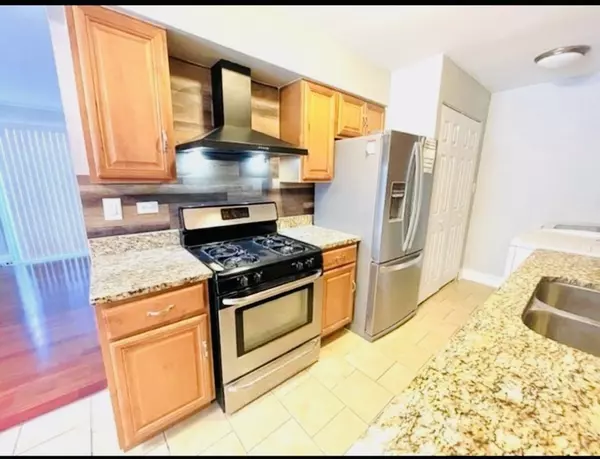 Schaumburg, IL 60194,600 Academy CT #600