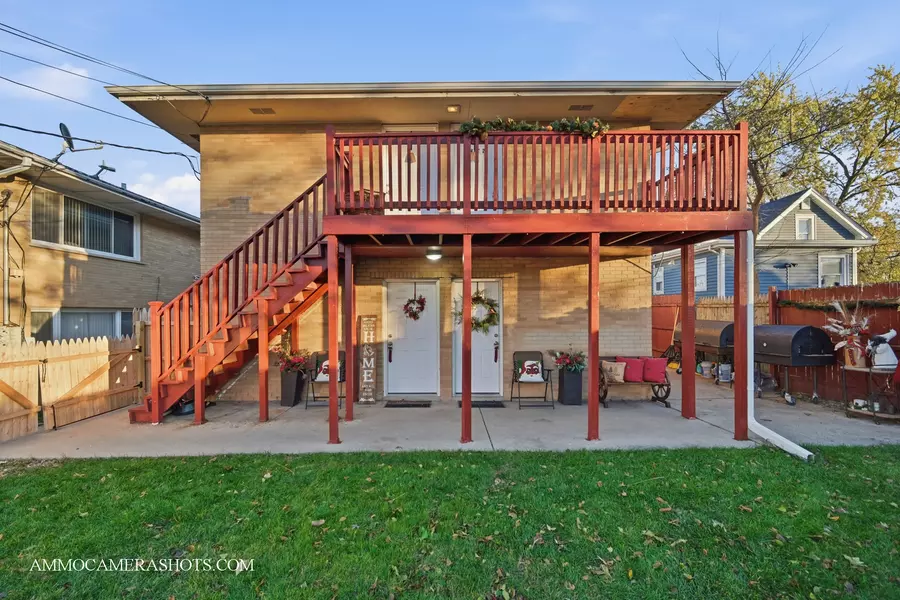 909 Bishop AVE, Aurora, IL 60506