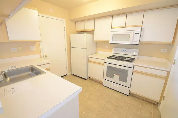 Aurora, IL 60504,439 Valley Forge CT