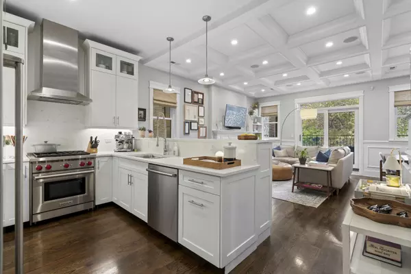 Chicago, IL 60614,2680 N Orchard ST #2