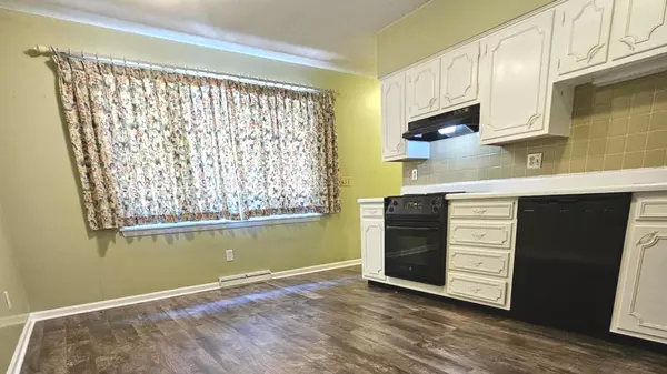 Yorkville, IL 60560,714 N Bridge ST #0