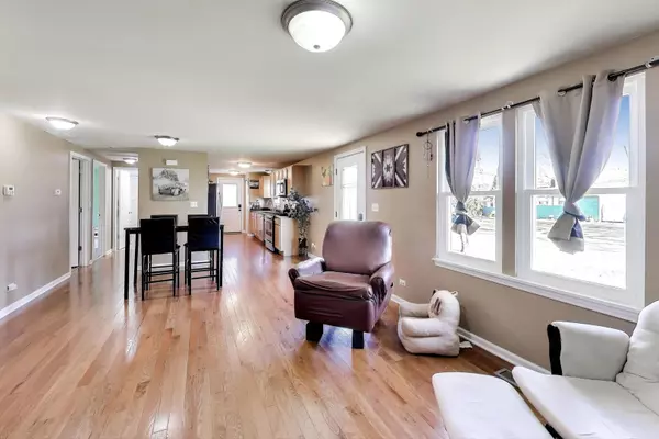 Carpentersville, IL 60110,222 Harrison ST