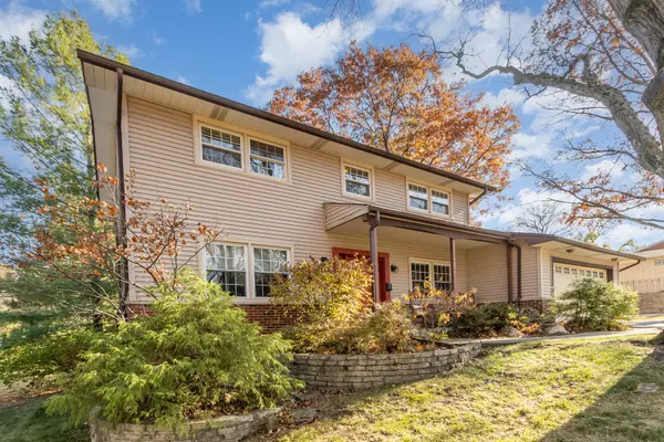 Downers Grove, IL 60516,5735 Dearborn Pkwy