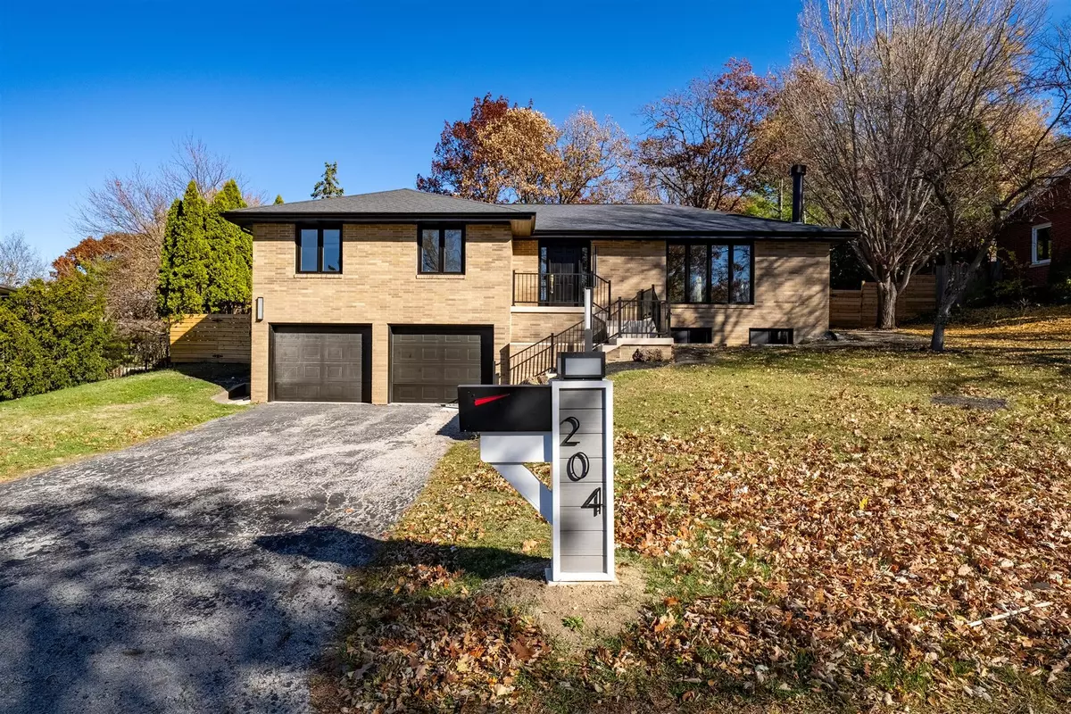 Bloomington, IL 61701,204 Parkview DR