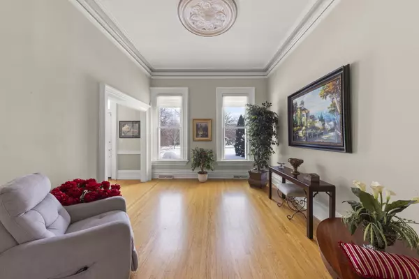 West Chicago, IL 60185,800 Ingalton AVE