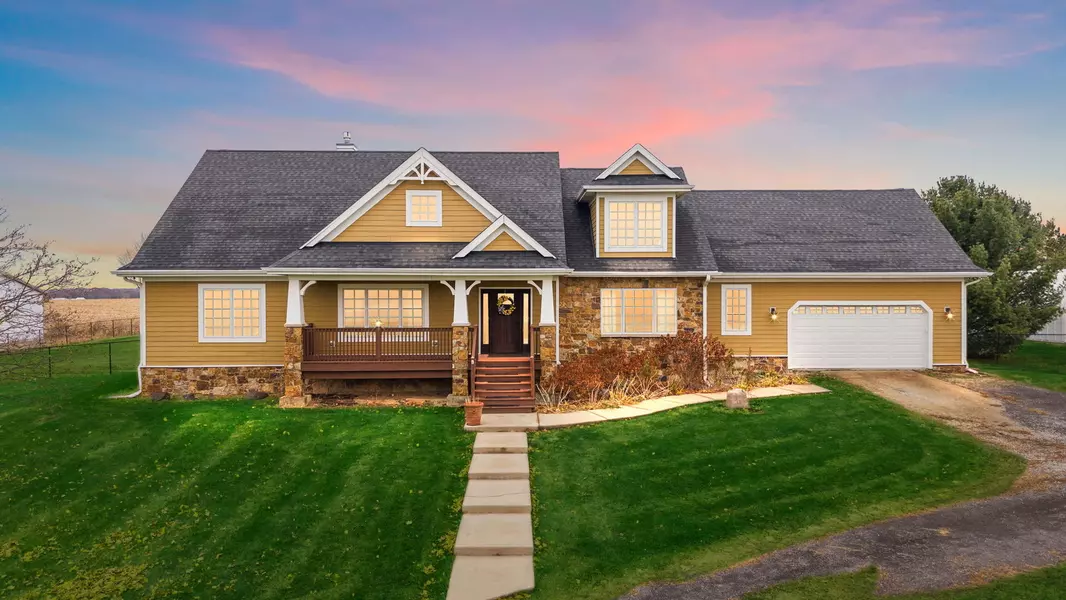 6292 Windmill LN, Grant Park, IL 60940