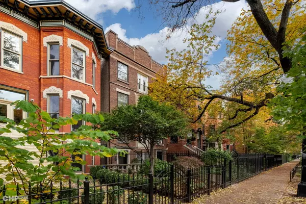 Chicago, IL 60614,Address not disclosed