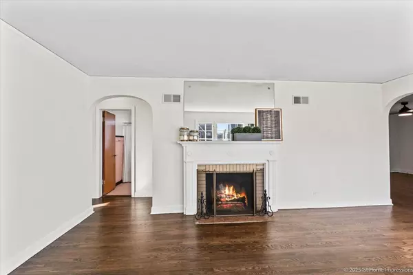 Evergreen Park, IL 60805,9524 S Francisco AVE