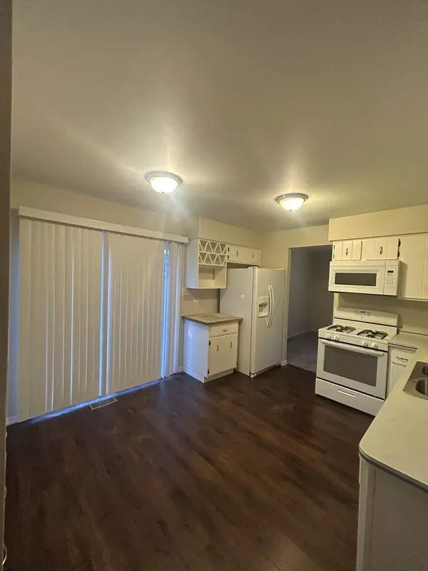 Crestwood, IL 60418,14137 Kilpatrick AVE