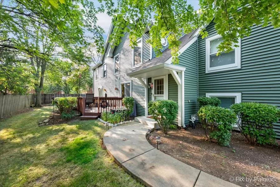 2783 Wayfaring LN #14B, Lisle, IL 60532