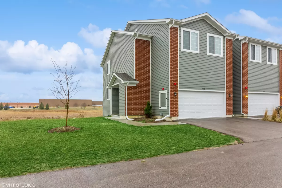 Yorkville, IL 60560,Address not disclosed