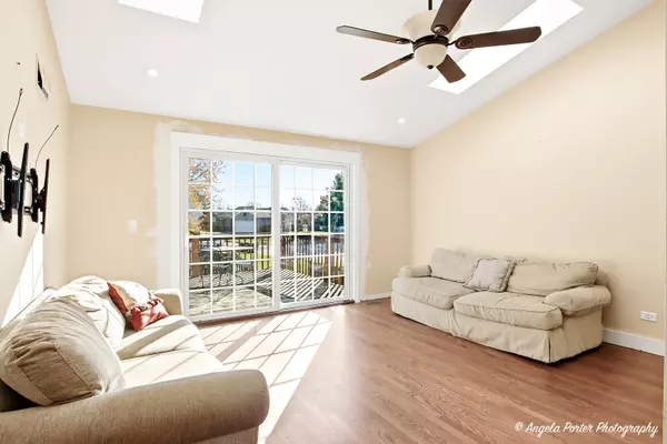 Island Lake, IL 60042,3258 Hale LN