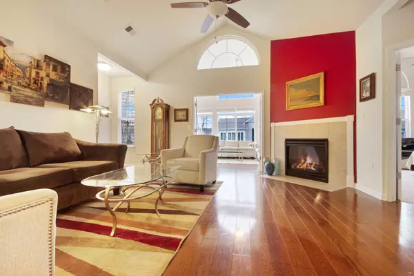 Woodstock, IL 60098,619 Schumann ST