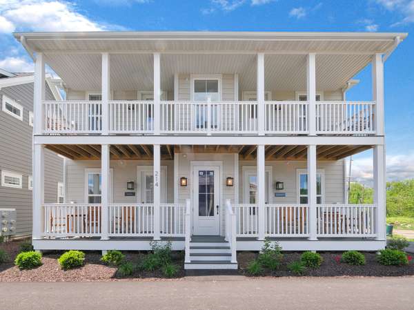 214 Great Loop East DR #2B, Ottawa, IL 61350