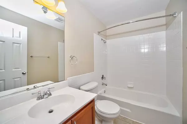 Rolling Meadows, IL 60008,Address not disclosed