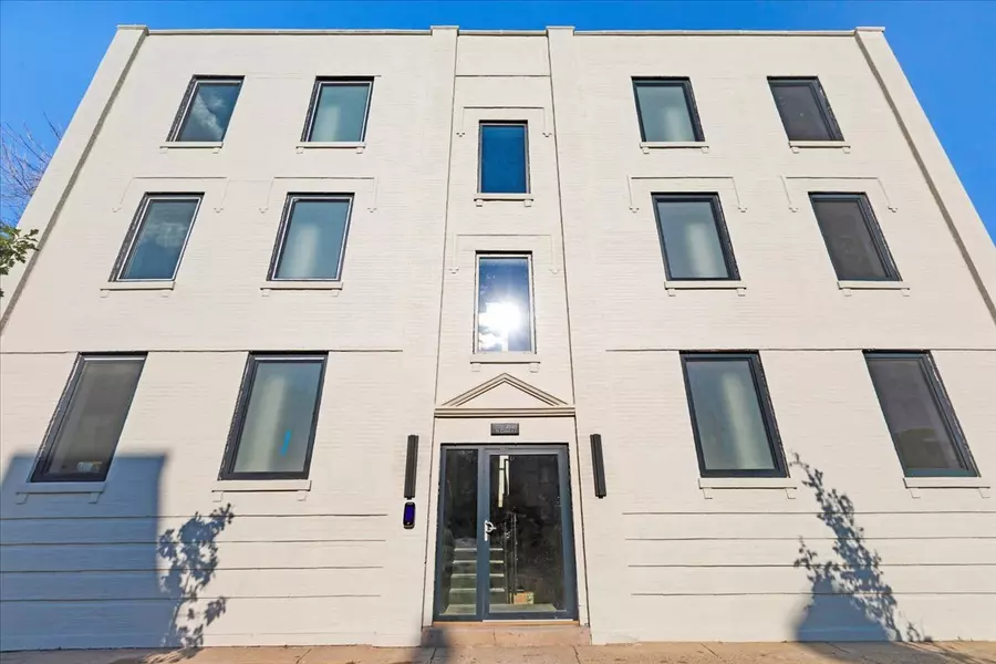 2023 N Drake AVE #2S, Chicago, IL 60647