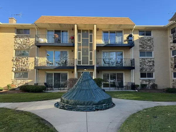 6875 N Northwest HWY #1D, Chicago, IL 60631