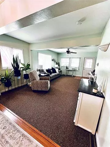 Byron, IL 61010,521 N Walnut ST