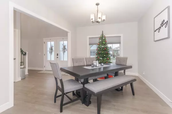 Bloomington, IL 61705,5104 Finlen LN