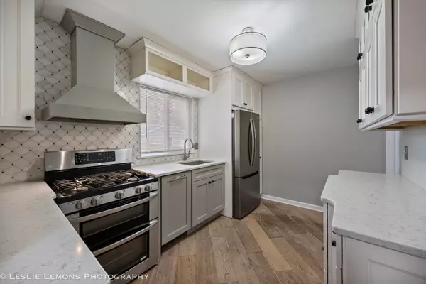 Naperville, IL 60540,629 S Main ST #BACK