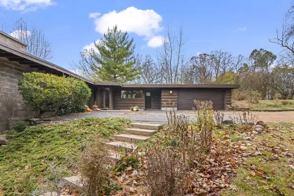 Waukegan, IL 60087,Address not disclosed