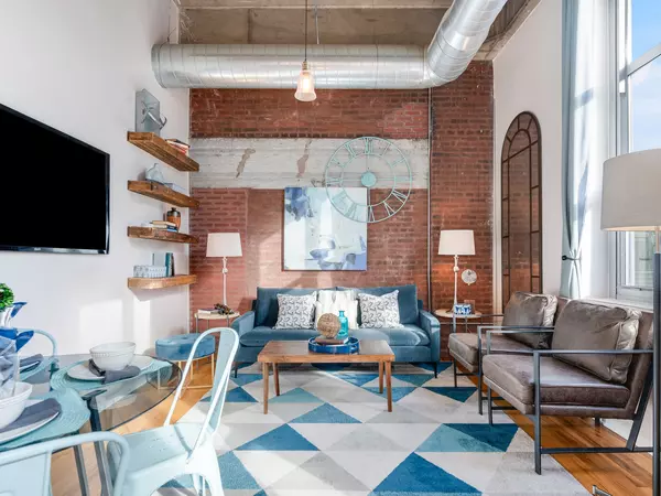 Chicago, IL 60622,1735 N Paulina ST #322