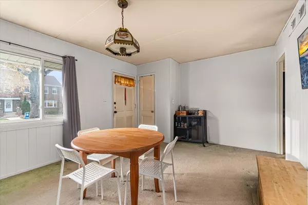 Aurora, IL 60505,257 Vermont AVE