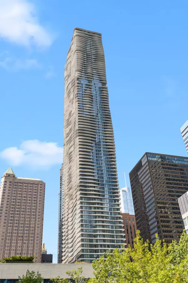 225 N Columbus DR #7609, Chicago, IL 60601