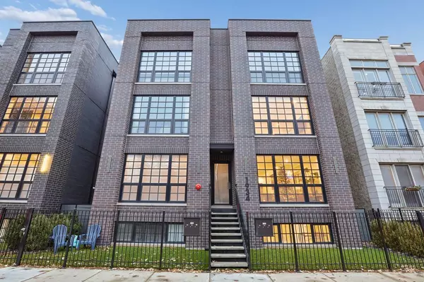 1934 W BELMONT AVE #1E, Chicago, IL 60657