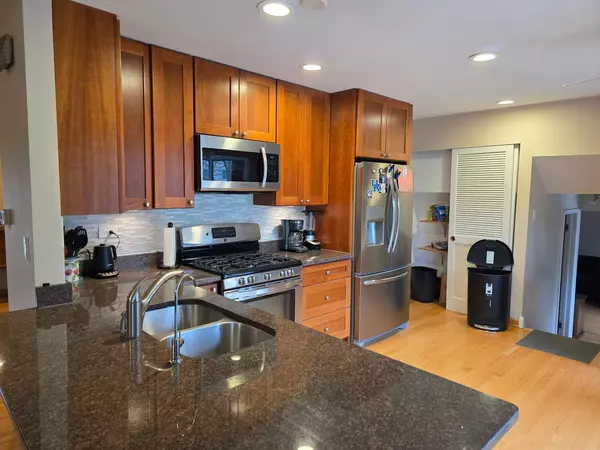 Glenview, IL 60026,Address not disclosed