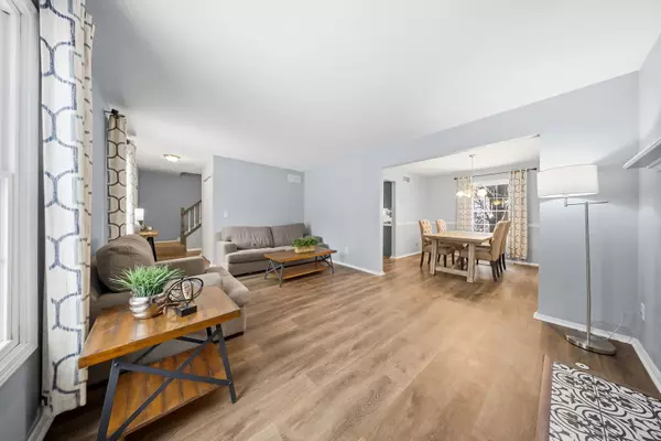 St. Charles, IL 60174,1527 Williams AVE