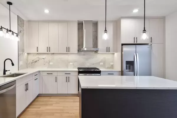 Chicago, IL 60634,3015 N Normandy AVE