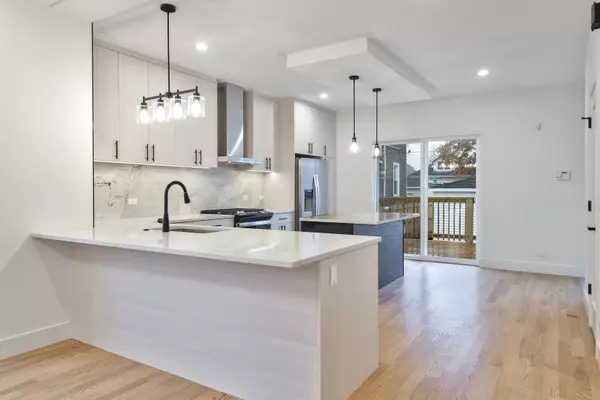 Chicago, IL 60634,3015 N Normandy AVE